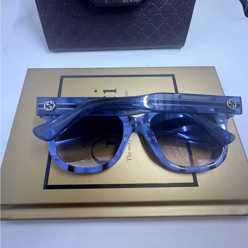 Gucci Black& Blue GUCCI Acetate Sunglasses - Picture 13 of 16